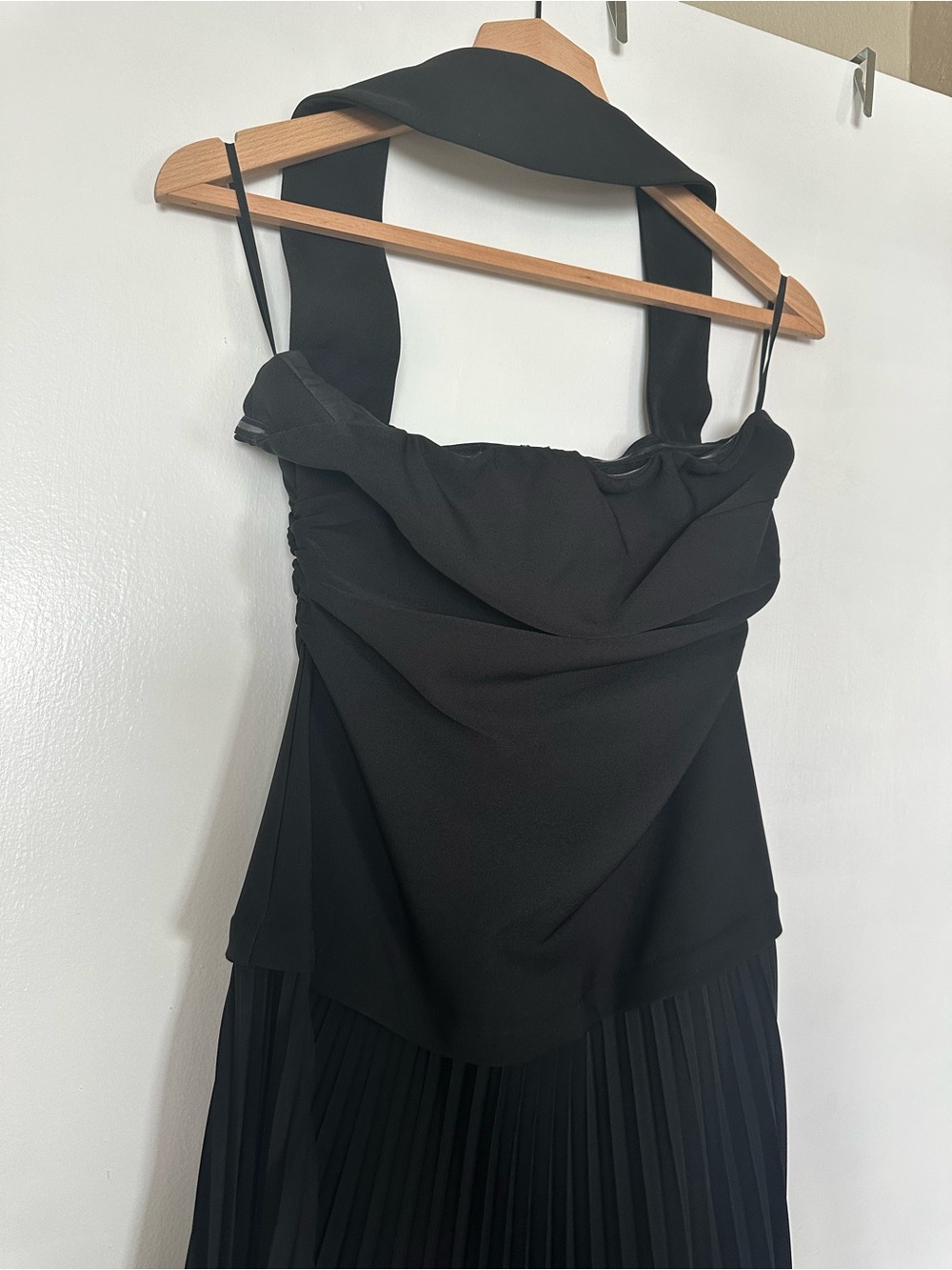 Choker Design Pleated Panel Dress Size S - Picture 6 of 8